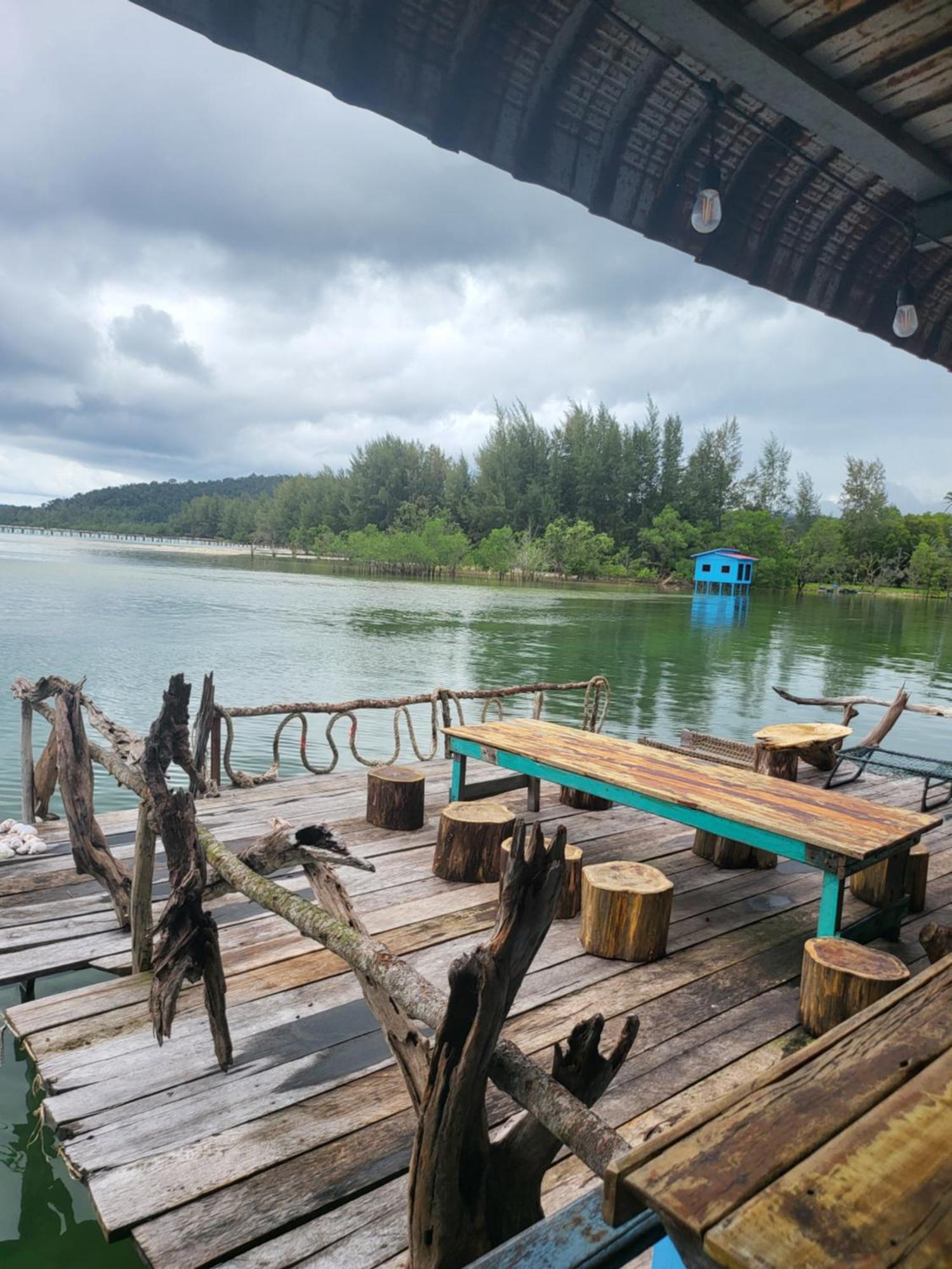 Firefly Guesthouse Prek Svay Village Bagian luar foto