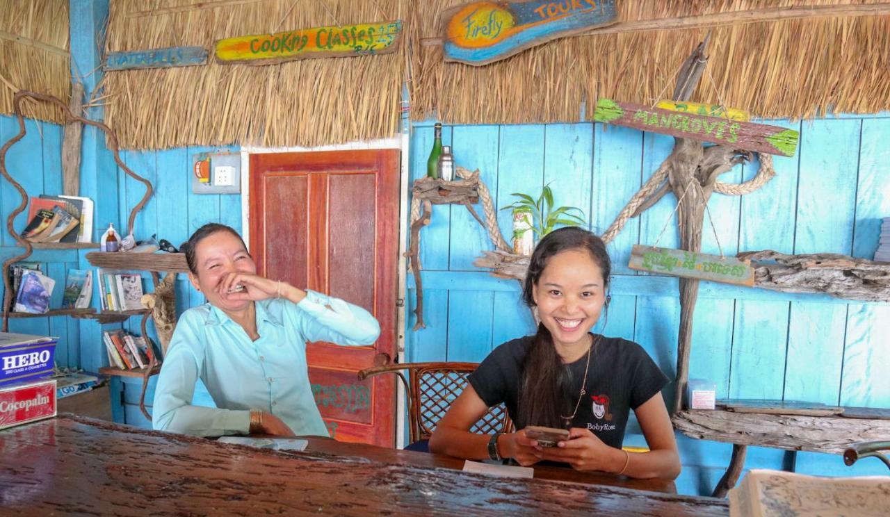 Firefly Guesthouse Prek Svay Village Bagian luar foto